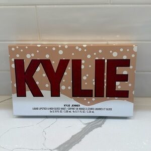 Kylie Liquid Lipstick & High Gloss Vault